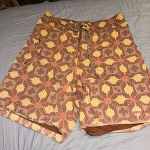 Patagonia Wavefarer Board Shorts Men Size 30 Aztec‎ Orange Lace-up Swim Trunk J6